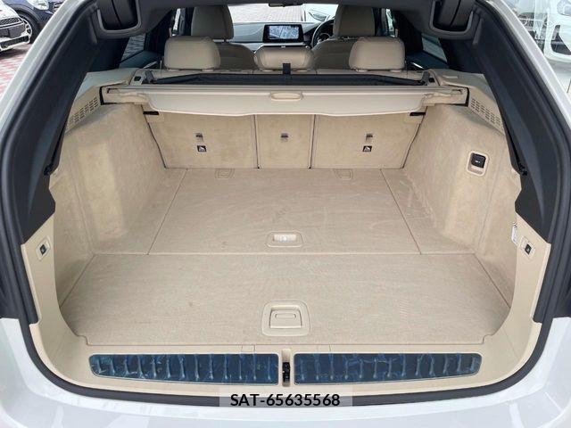 Bmw 5 SERIES 2017-08 8779617-10
