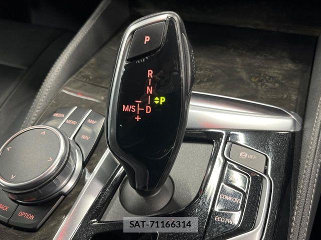 Bmw 5 SERIES 2018-12 8779619-12