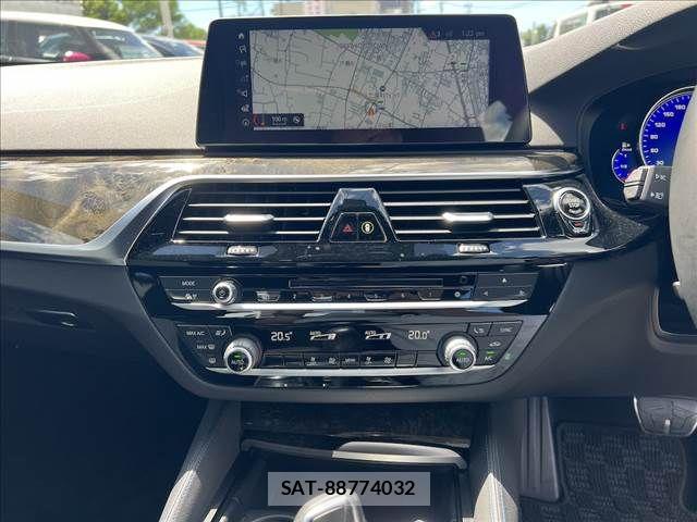 Bmw 5 SERIES 2019-01 8779618-15