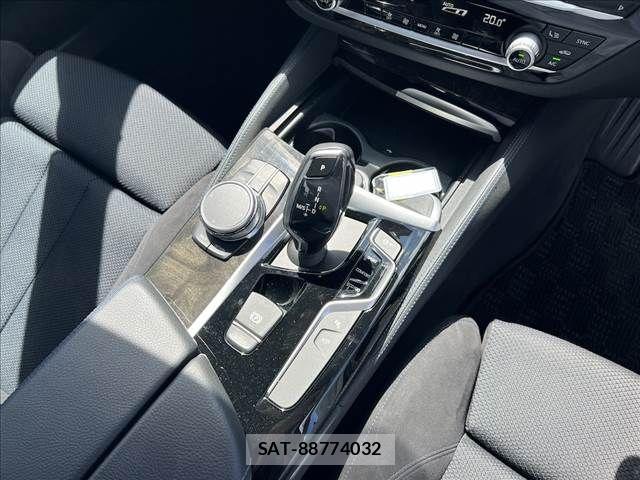 Bmw 5 SERIES 2019-01 8779618-17