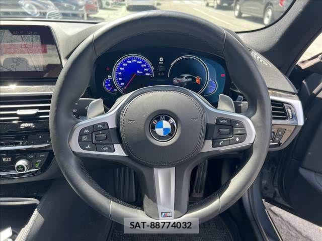 Bmw 5 SERIES 2019-01 8779618-22