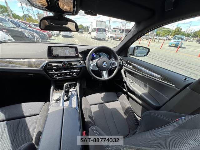 Bmw 5 SERIES 2019-01 8779618-25