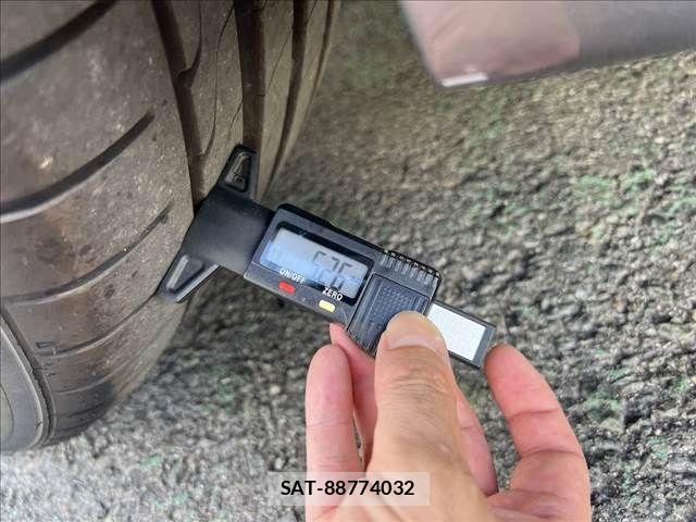 Bmw 5 SERIES 2019-01 8779618-6