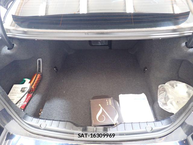 Bmw 5 SERIES 2013-06 8795381-26