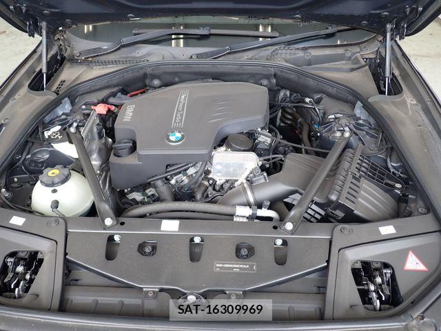 Bmw 5 SERIES 2013-06 8795381-27