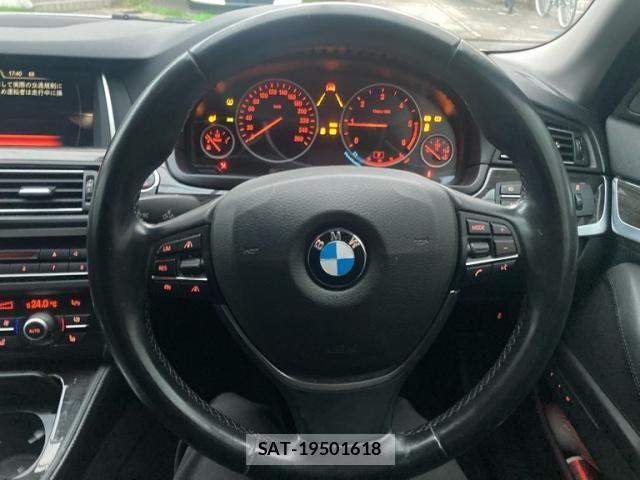 Bmw 5 SERIES 2016-03 8828034-15
