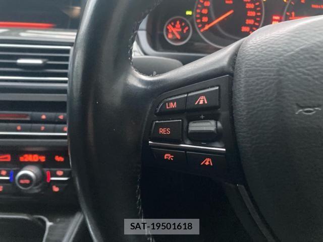 Bmw 5 SERIES 2016-03 8828034-17