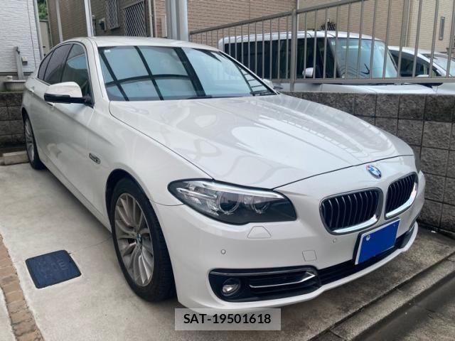 Bmw 5 SERIES 2016-03 8828034-3