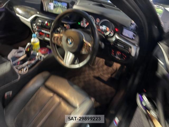 Bmw 5 SERIES 2017-09 8828033-11