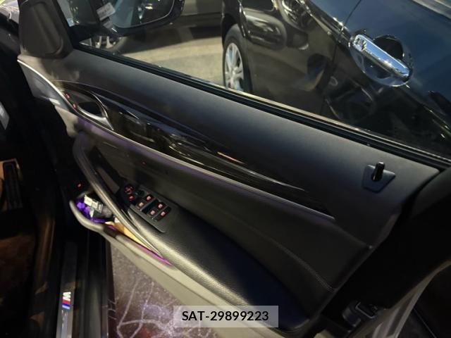 Bmw 5 SERIES 2017-09 8828033-12