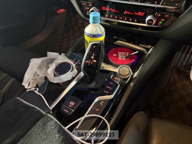 Bmw 5 SERIES 2017-09 8828033-22