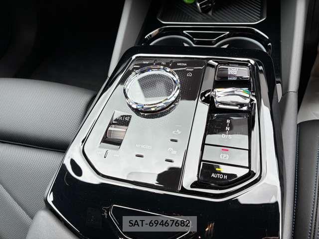 Bmw 5 SERIES 2025-11 8878865-7