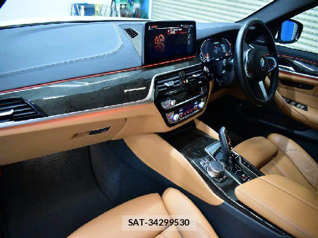 Bmw 5 SERIES 2023-07 8878864-18