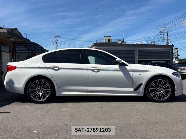 Bmw 5 SERIES 2019-04 8883351-3