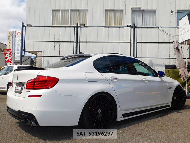 Bmw 5 SERIES 2011-05 8883353-12