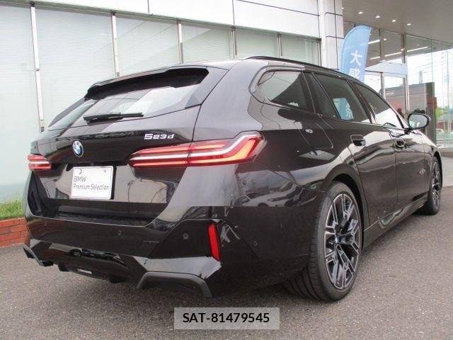 Bmw 5 SERIES 2024-12 1327397-2