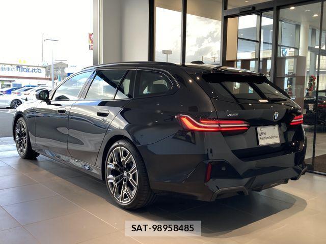 Bmw 5 SERIES 2025-01 1741322-10