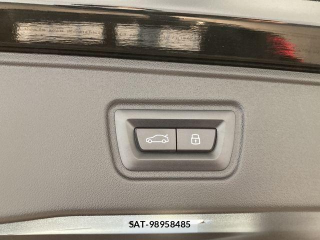 Bmw 5 SERIES 2025-01 1741322-13