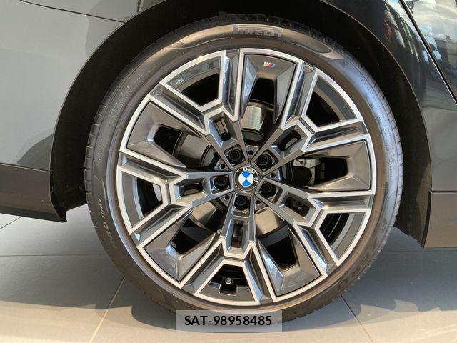 Bmw 5 SERIES 2025-01 1741322-5