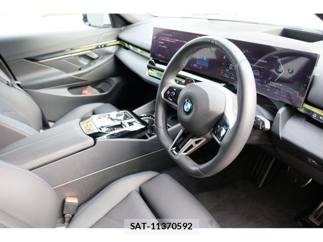 Bmw 5 SERIES 2025-04 1930996-20