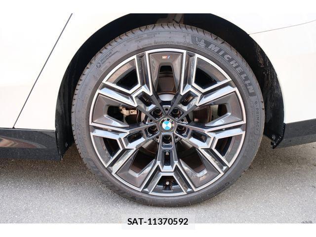 Bmw 5 SERIES 2025-04 1930996-24