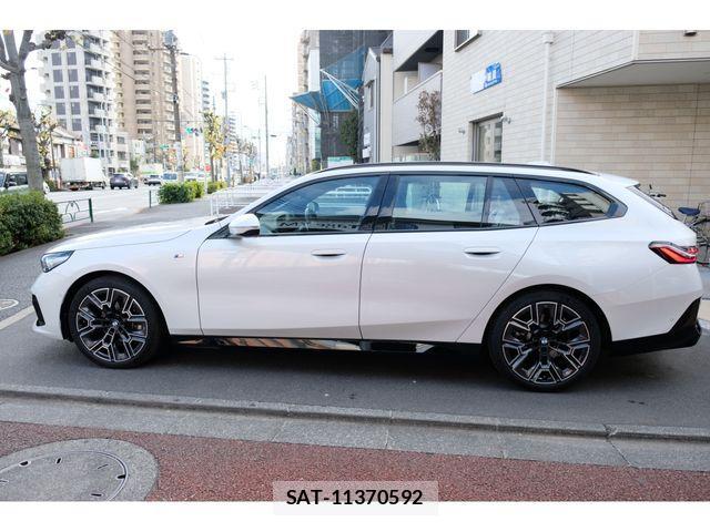 Bmw 5 SERIES 2025-04 1930996-7