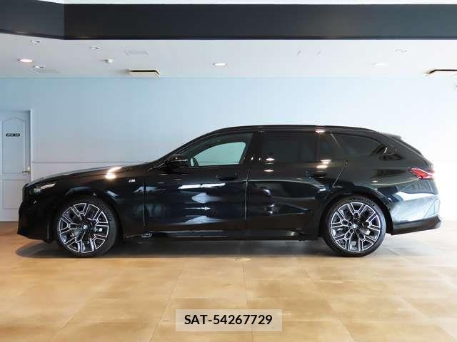 Bmw 5 SERIES 2025-05 4638179-6