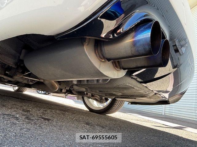 Bmw 5 SERIES 2009-05 4751516-12