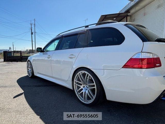 Bmw 5 SERIES 2009-05 4751516-8