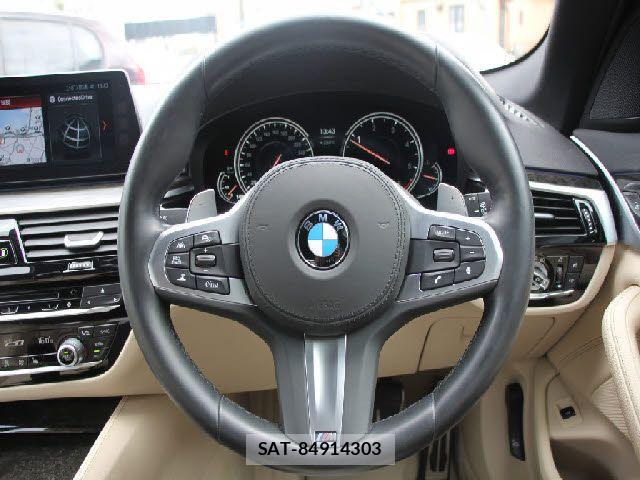 Bmw 5 SERIES 2017-08 6275869-11