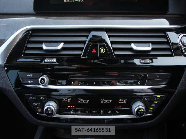 Bmw 5 SERIES 2018-08 6302940-17