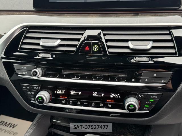 Bmw 5 SERIES 2017-11 6495427-25