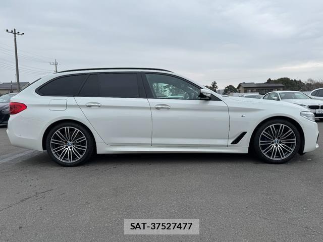 Bmw 5 SERIES 2017-11 6495427-8