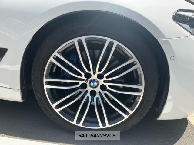 Bmw 5 SERIES 2017-06 7020098-11