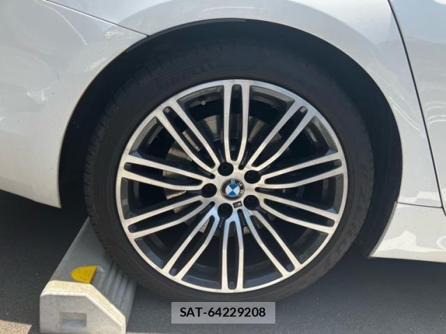 Bmw 5 SERIES 2017-06 7020098-12