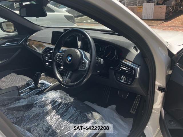 Bmw 5 SERIES 2017-06 7020098-13