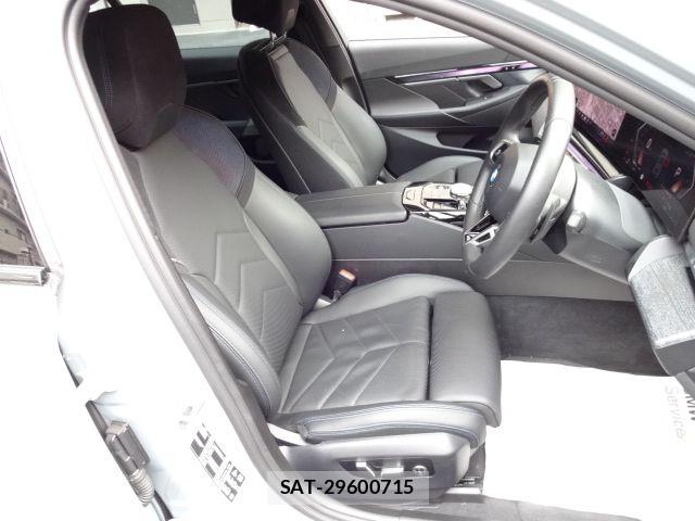 Bmw 5 SERIES 2025-04 7057668-15