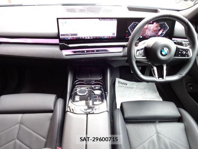 Bmw 5 SERIES 2025-04 7057668-19