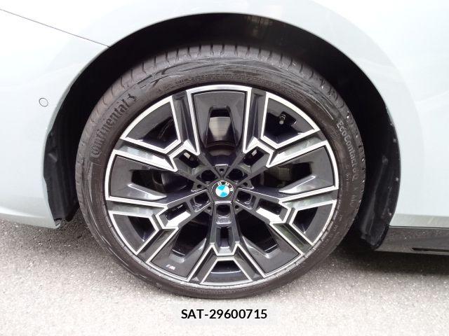 Bmw 5 SERIES 2025-04 7057668-28