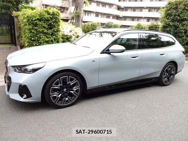 Bmw 5 SERIES 2025-04 7057668-5
