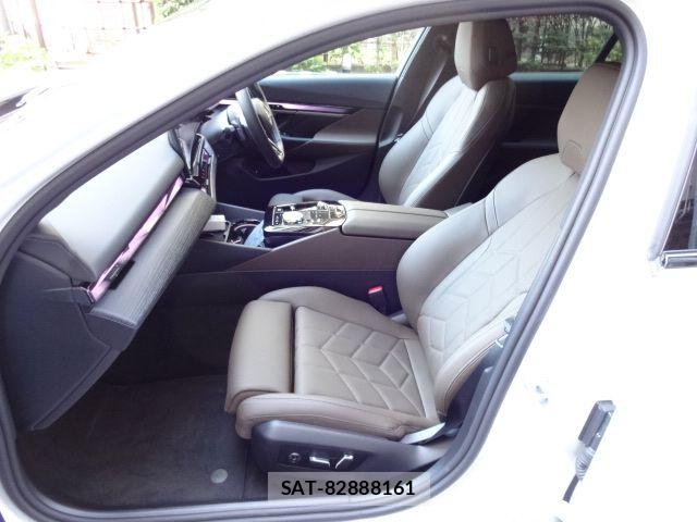 Bmw 5 SERIES 2025-03 7215339-13