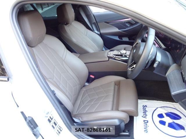 Bmw 5 SERIES 2025-03 7215339-15