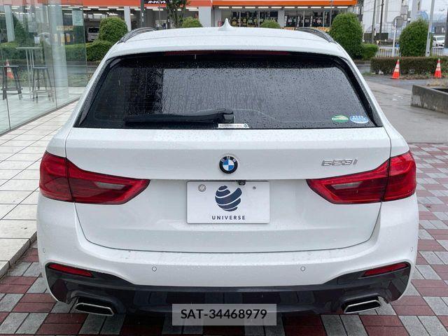 Bmw 5 SERIES 2018-06 7325942-14