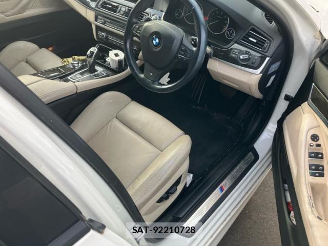 Bmw 5 SERIES 2011-08 7325944-11