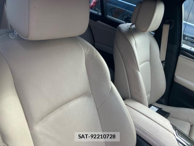 Bmw 5 SERIES 2011-08 7325944-12