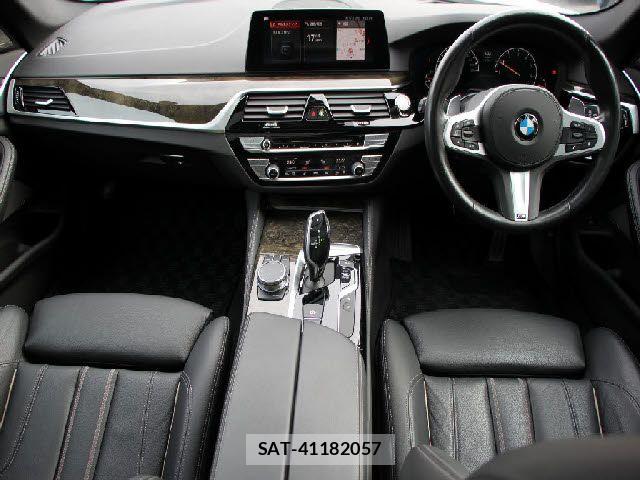 Bmw 5 SERIES 2019-08 7508245-1