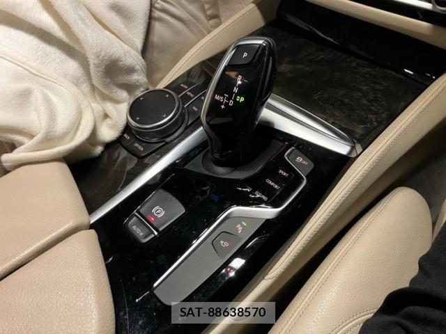 Bmw 5 SERIES 2019-06 7499704-24