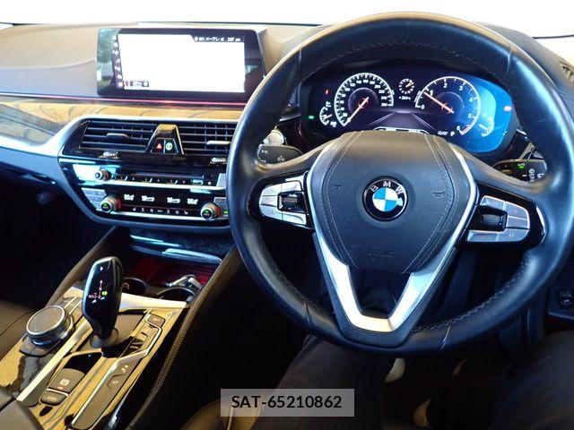 Bmw 5 SERIES 2019-03 7508250-17