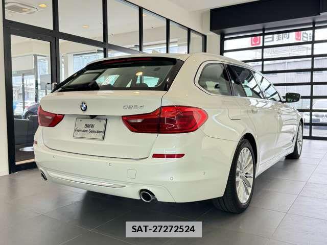 Bmw 5 SERIES 2018-11 7721415-10