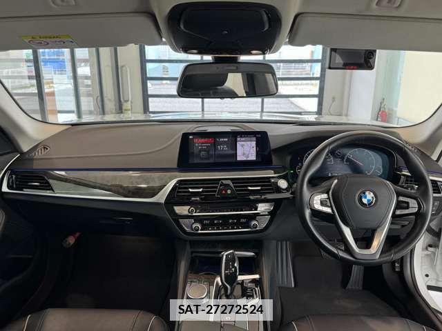 Bmw 5 SERIES 2018-11 7721415-1